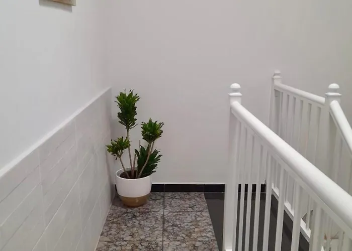 Casa Fayacanes * La Ampuyenta